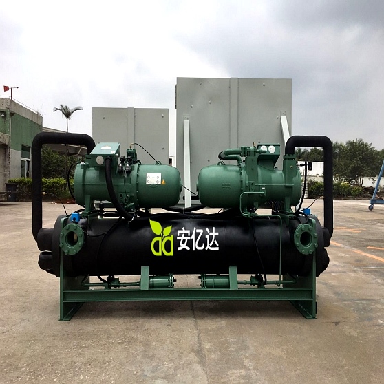 350WS水冷螺杆式变频冷水机